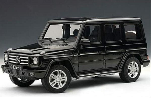 2012 Mercedes-Benz G-Class G500 SUV Diecast Model 1:18 Scale