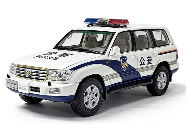 Toyota Land Cruiser LC100 Diecast Model Police 1:18 Scale White