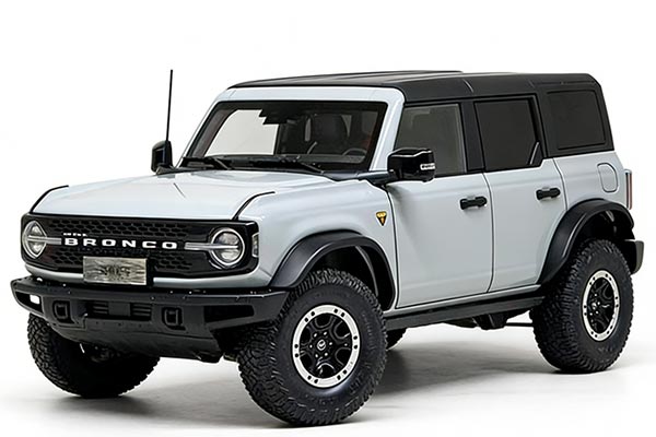 2025 Ford Bronco SUV Diecast Model 1:18 Scale Gray