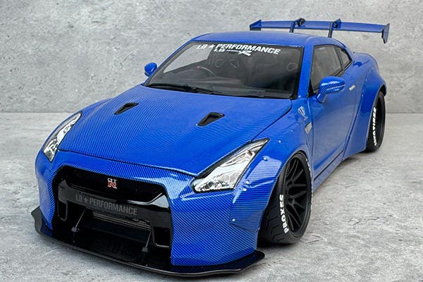 Nissan GT-R R35 Sports Car Diecast Car Model 1:18 Scale [SD05H445]