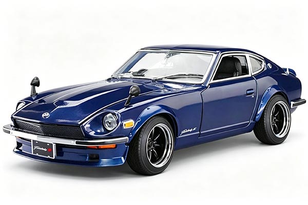 1971 Nissan Fairlady Z S30 Diecast Car Model 1:18 Scale Blue
