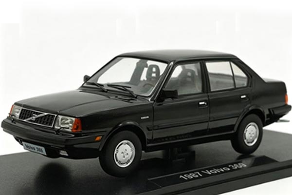 1987 Volvo 360 Diecast Car Model 1:18 Scale