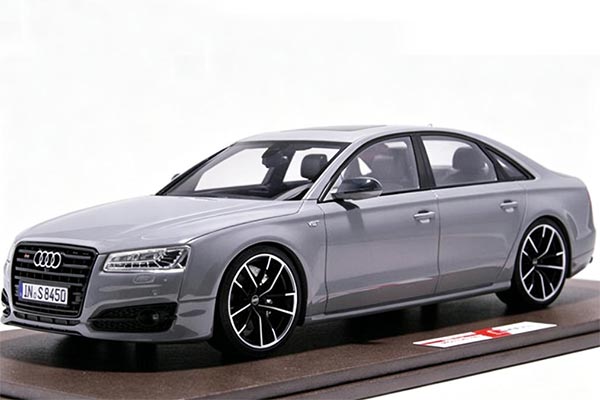 Audi S8 D4 Plus Resin Car Model 1:18 Scale