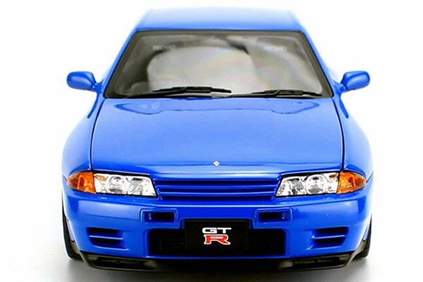 Nissan Skyline GT-R (R32) V-Spec II Diecast Model 1:18 Scale